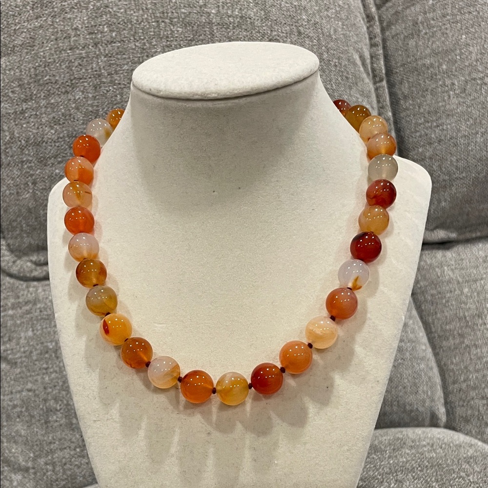 14 k gold (clips )Elegant Multi-Color Beaded Necklace